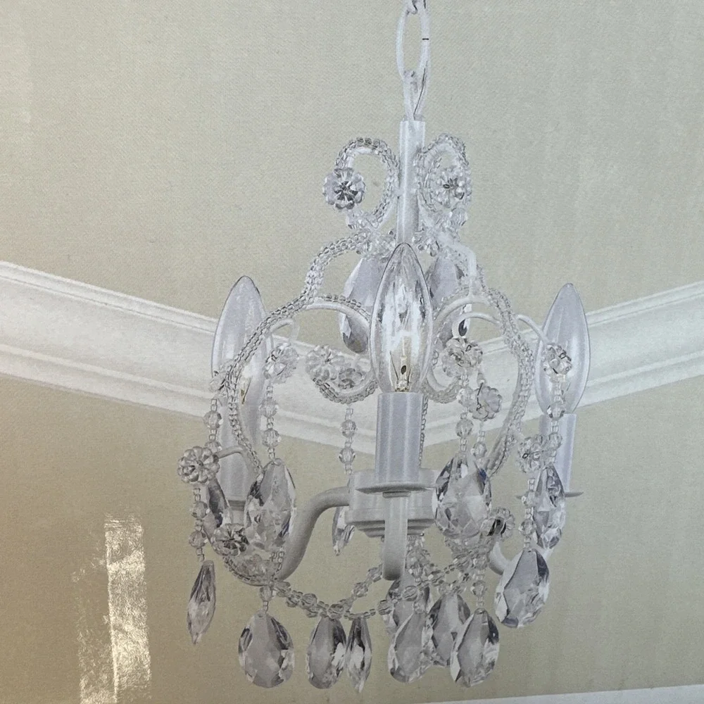 Hampton Bay 3-Light White Chandelier‎ Candelabra Bulbs Crystal Like Accents New